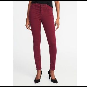 Mid rise super skinny jeans